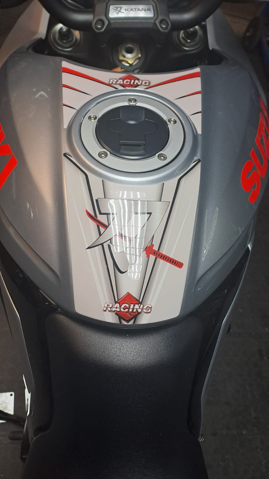 Suzuki Katana tank pad